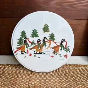 Vintage Potpourri Press Geese Round Lidded Christmas Tin